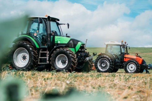EAST DEVON SPRING COLLECTIVE SALE OF TRACTORS, MACHINERY, LIVESTOCK & FARM EQUIPMENT, HOUSEHOLD & AGRICULTURAL SUNDRIES
