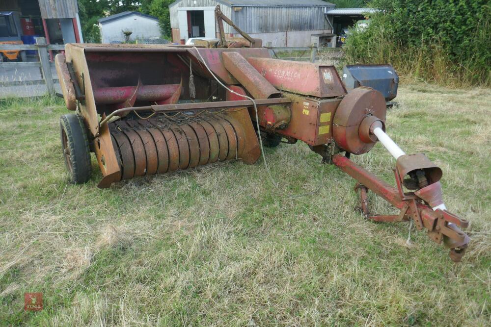 MCCORMICK B47 CONVENTIONAL BALER (S/R)