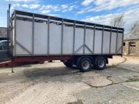 CATTLE TRAILER