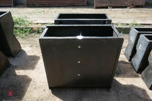 2 X 3' PLASTIC LIVESTOCK FEEDERS