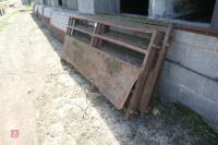 5 X 8' HEAVY DUTY LIVESTOCK HURDLES - 7