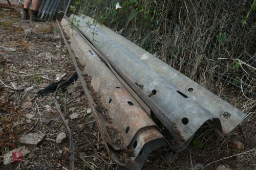 5 MOTORWAY CRASH BARRIERS