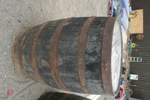 FULL OAK WHISKY BARREL