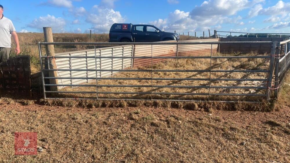 4.3M GALVANISED FIELD GATE