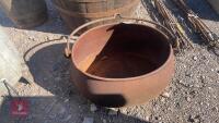 LARGE COULDRON/GYPSY POT - 3