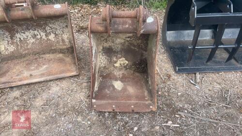 GEITH 23" DIGGER BUCKET