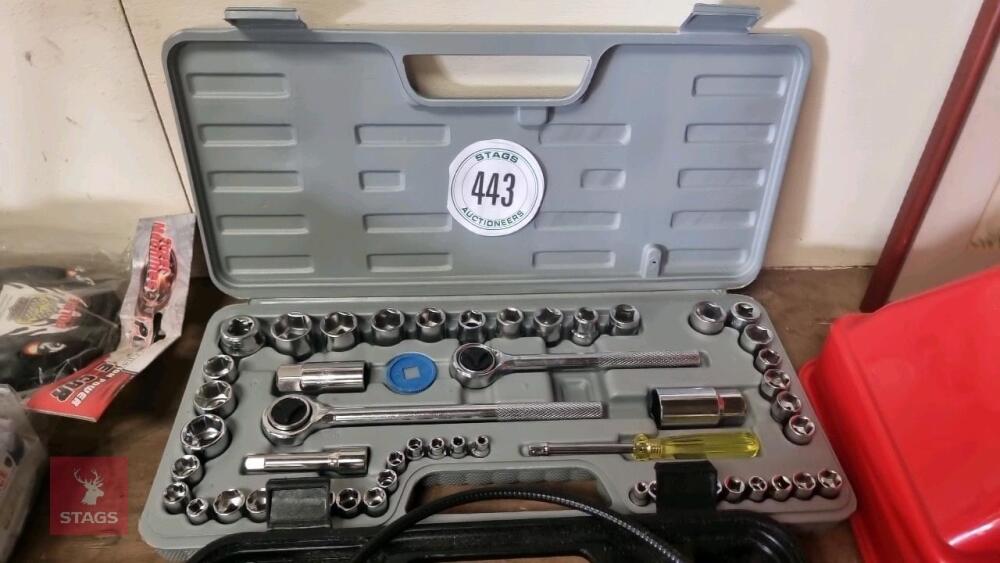 SOCKET SET