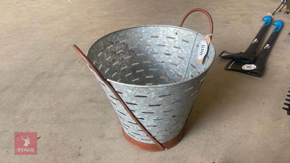 GALV KINDLING BASKET