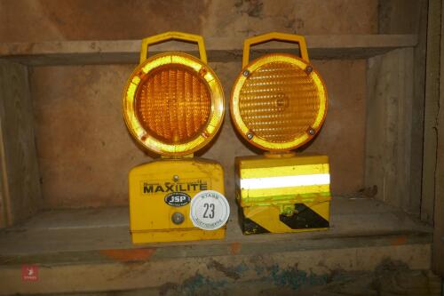 2 HAZARD LIGHTS