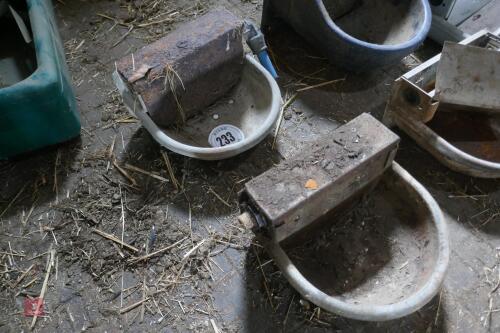 2 DRINKING BOWLS