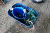 HAYNETS & BUCKETS - 4