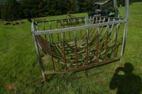 CRADLE BALE FEEDER - 5