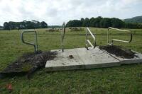 4 PORTABLE COW CUBICLES - 3