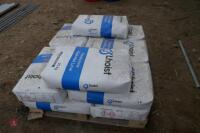 12 BAGS OF 25KG HYDRATED BEDDING LIME - 5