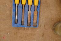 SET OF 4 WOOD CHISELS - 2