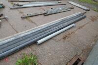 6 LENGTHS OF GALVANISED PIPES - 6