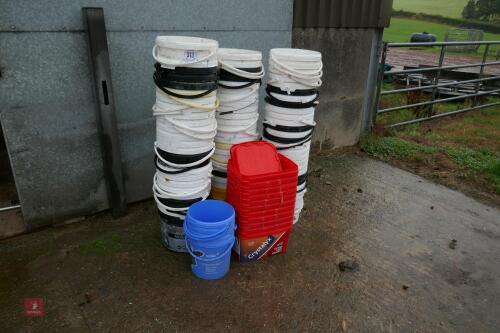 LARGE SELECTION OF PLASTIC BUCKETS