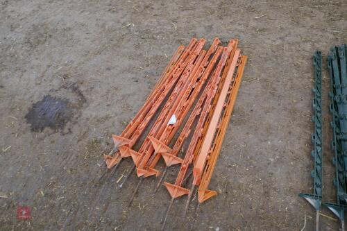 12 ORANGE PLASTIC ELECTRIC FENCE STAKES