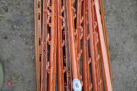 12 ORANGE PLASTIC ELECTRIC FENCE STAKES - 5