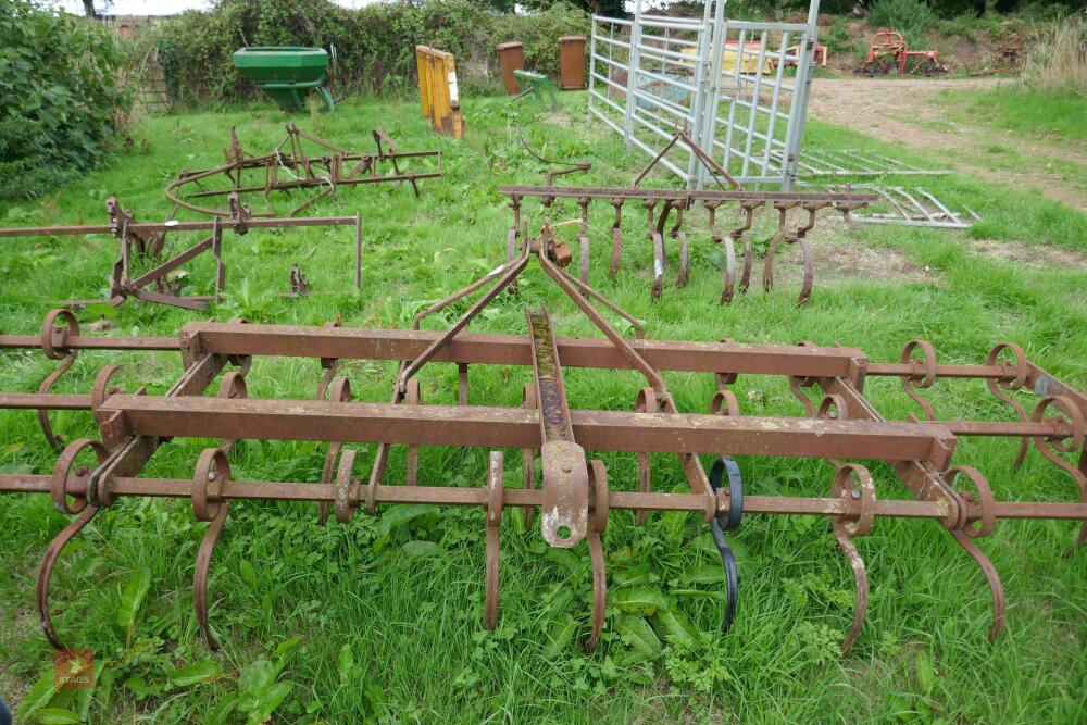 TWOSE 13' FOLDING SPRING TINE CULTIVATOR