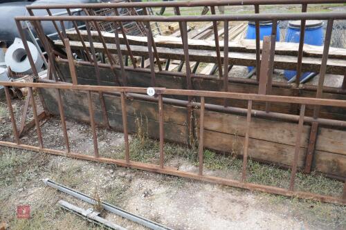1x 14' CATTLE FEED BARRIERS