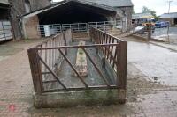 6 X CATTLE FEED BARRIERS - 2