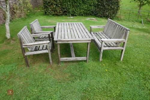 WOODEN RECTANGULAR GARDEN TABLE & CHAIRS