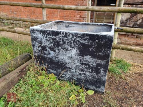 GALVANISED WATER TANK