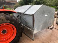 BATEMAN CALF CREEP FEEDER - 4