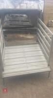 CANOPY FOR PICK-UP WITH LOADING RAMP