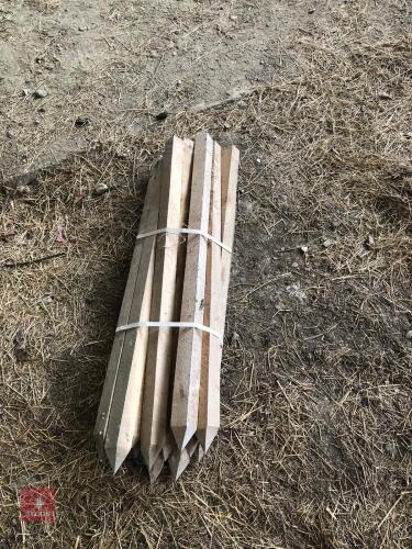 WOODEN STAKES APPROX 3FT
