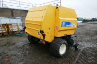 2012 NEW HOLLAND ROUND BALER - 2