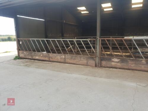 20FT SWINGING DIAGONAL FEED BARRIER