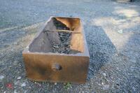 SMALL CAST IRON FEED TROUGH - 2