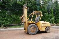 BONSER 900 3.6 TON FORKLIFT