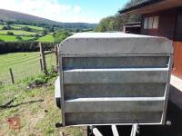 STOCK TRAILER - 10