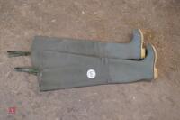 PAIR OF WADERS - 3