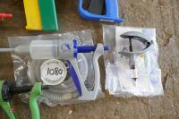 7 x CATTLE BOLUS, DRENCH & SPRAY GUNS - 6