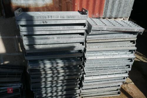 48 GALVANISED FIRE ESCAPE STEPS