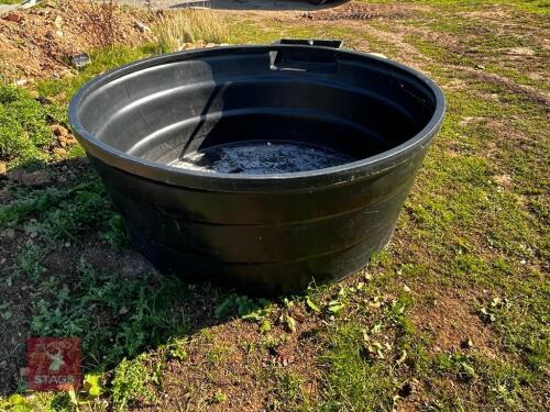 ROUND PLASTIC WATER TROUGH