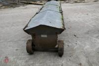 IAE GALVANISED LAMB MOBILE CREEP FEEDER - 7