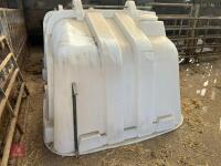 WHITE JFC CALF HUTCH - 10