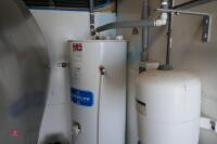 DARI-KOOL FABDEC BULK MILK TANK - 7