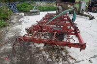 KVERNELAND FOLDING SPRING TINE HARROWS - 9