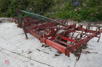 KVERNELAND FOLDING SPRING TINE HARROWS - 11