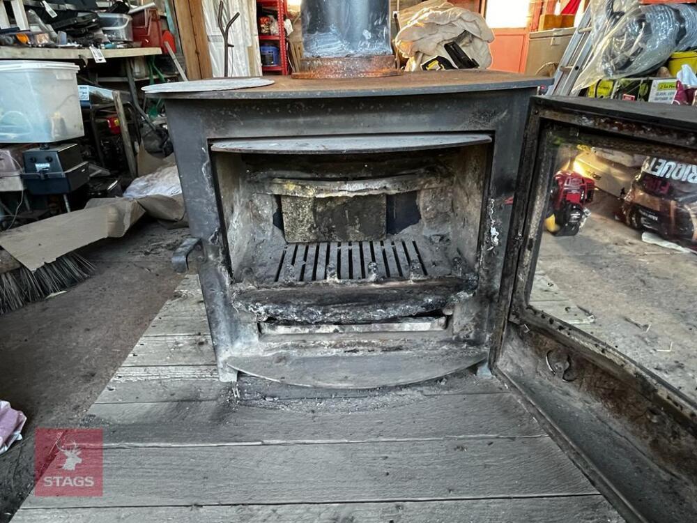 FREE STANDING WOODBURNER