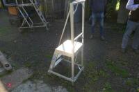 ALUMINIUM DOUBLE SIDED STEP LADDER - 3