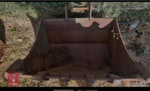 35" DIGGER BUCKET