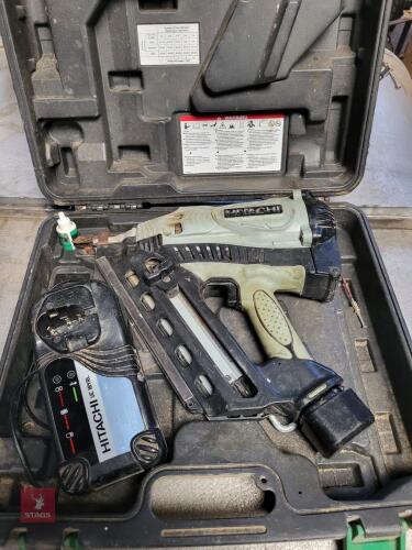 HITACHI 1ST FIX NAIL GUN