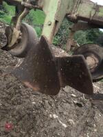 DOWDESWELL DP8A 4 FURROW PLOUGH - 13